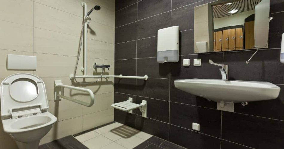 ¿Cómo adaptar tu cuarto de baño?